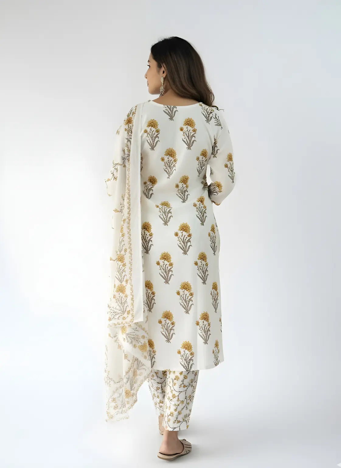 Marigold Bloom – 3 Piece Mul Cotton Kurti Set