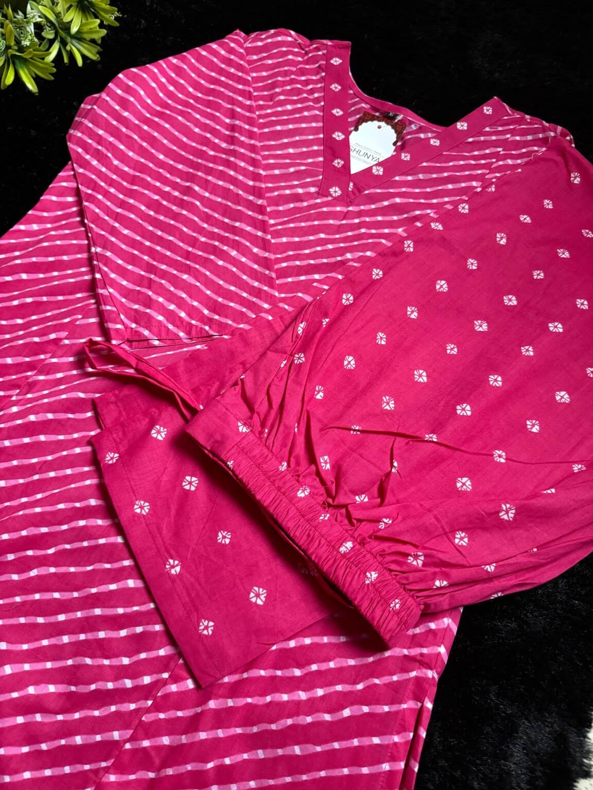 Gulabi Grace – Cotton Kurti Set