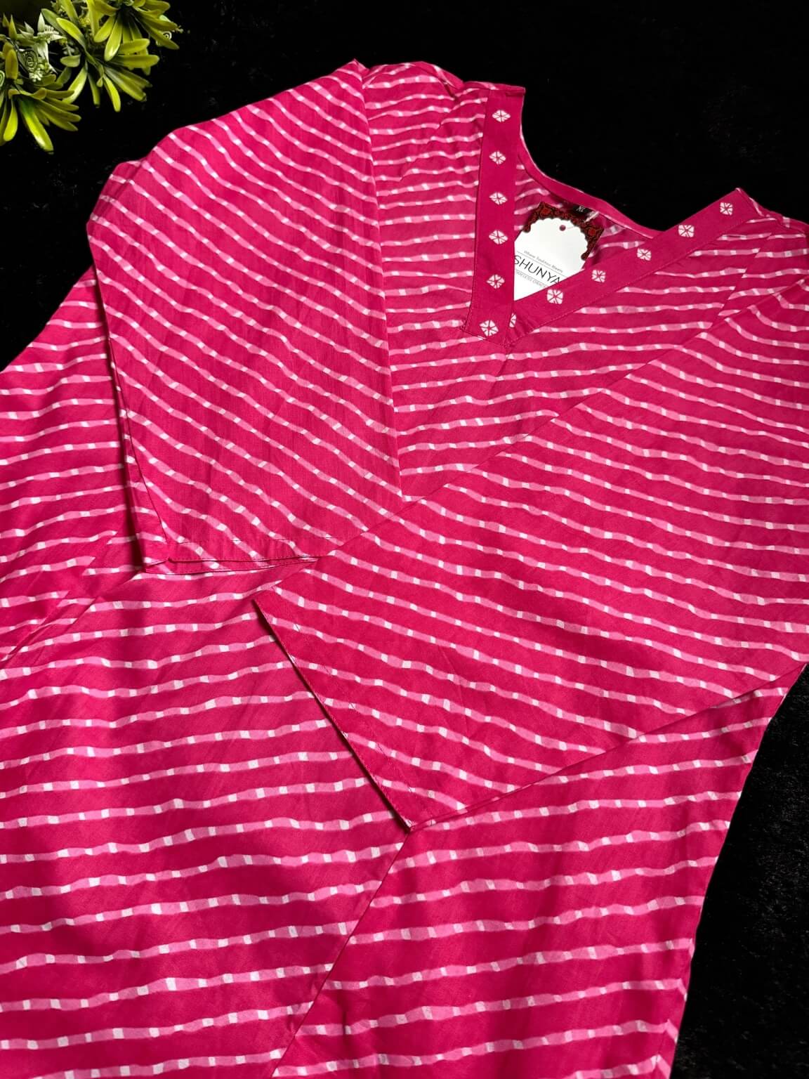 Gulabi Grace – Cotton Kurti Set