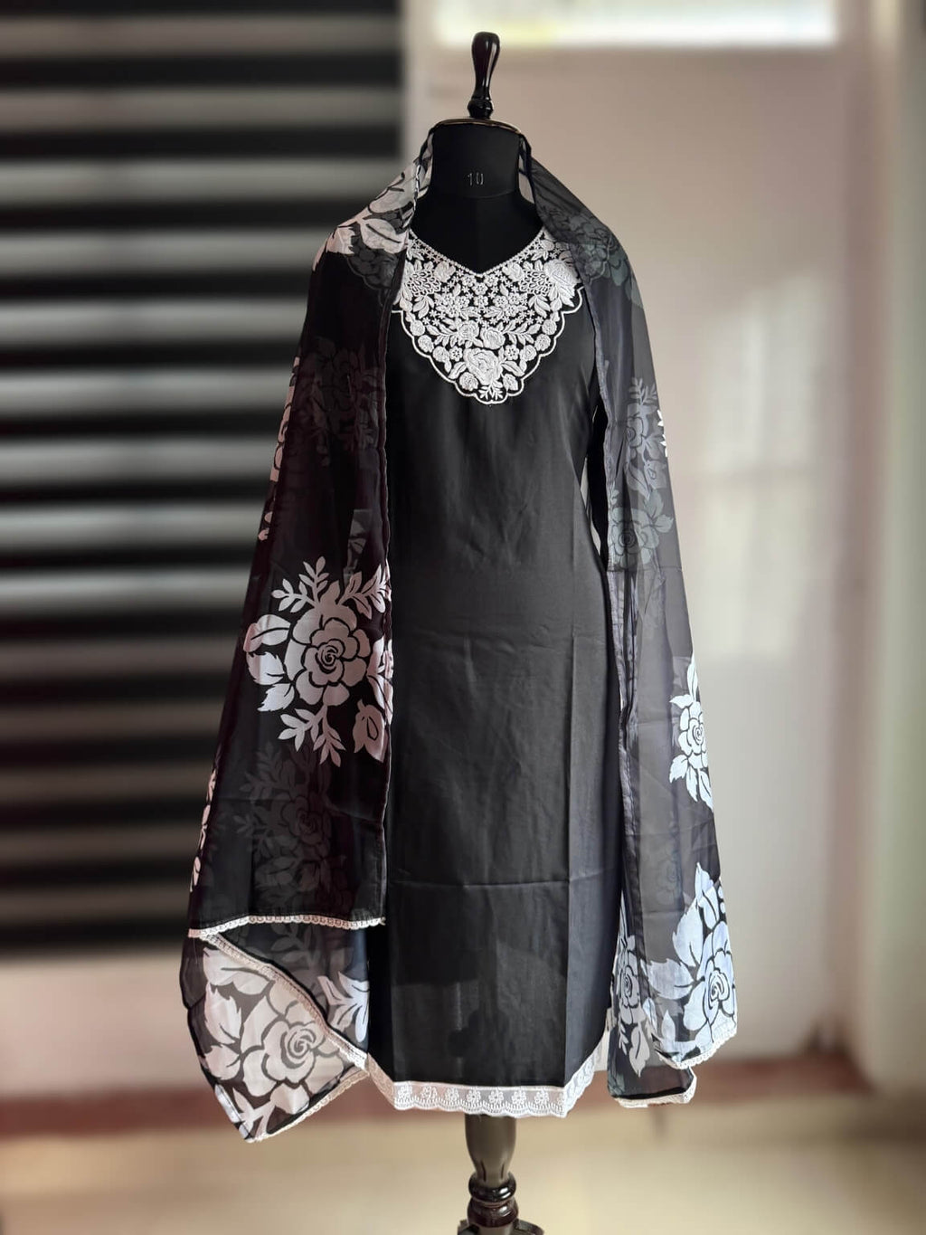 Noir Majesty – Galaxy Silk 3-Piece Kurti Set