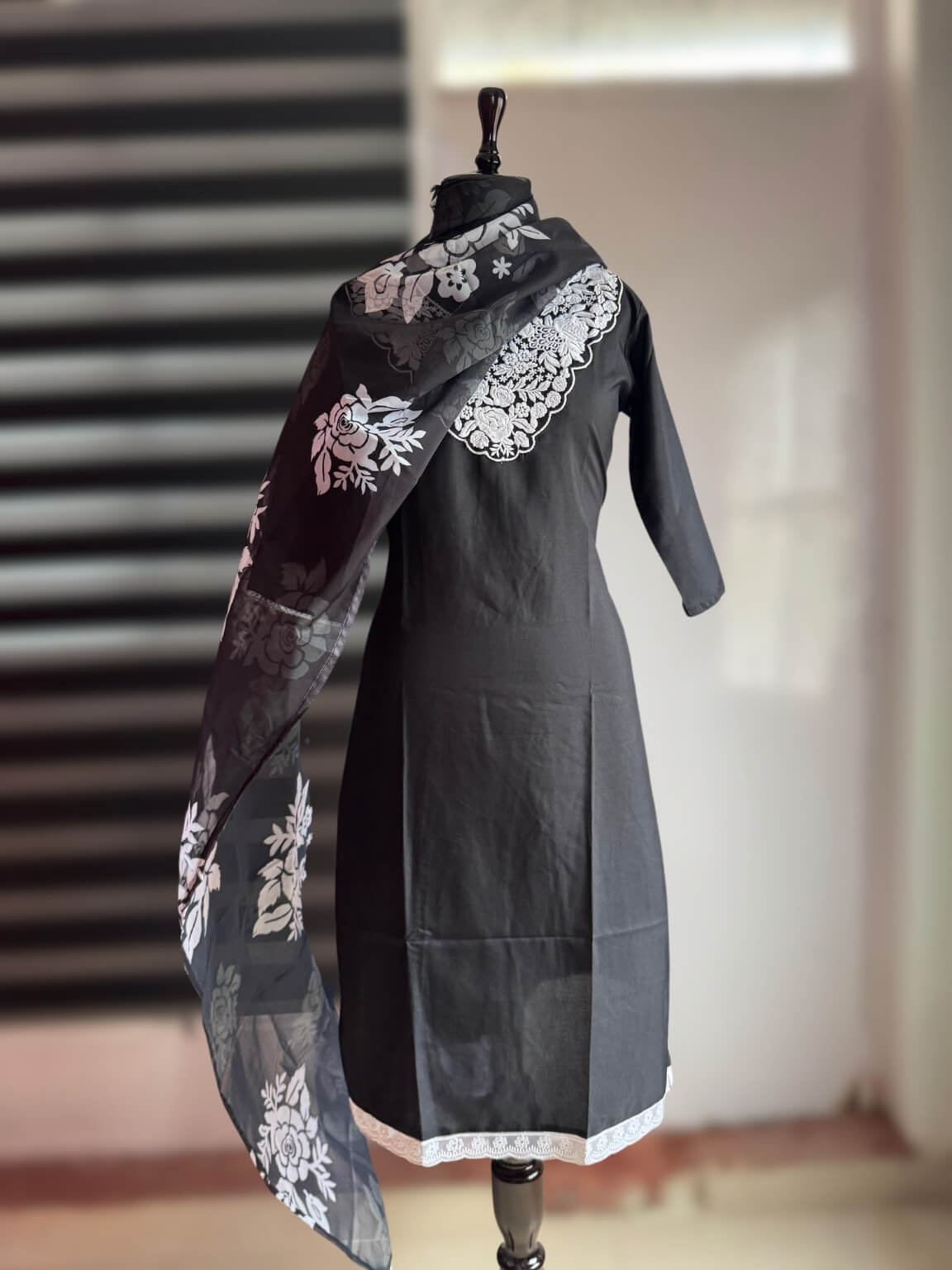 Noir Majesty – Galaxy Silk 3-Piece Kurti Set