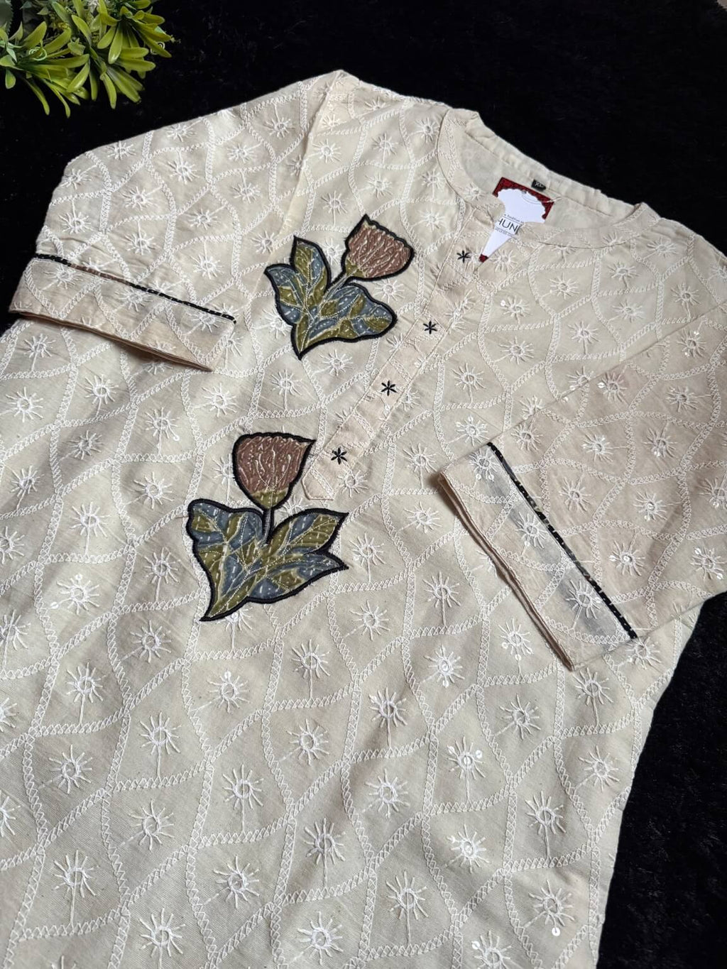 Off-White Embroidered Cotton Kurti Set