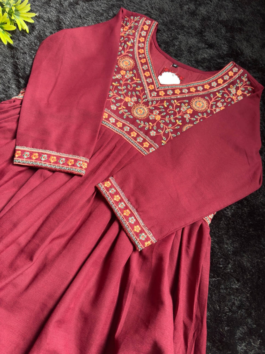 Regal Bloom – Mahogany Cotton 3-Piece Kurti Set