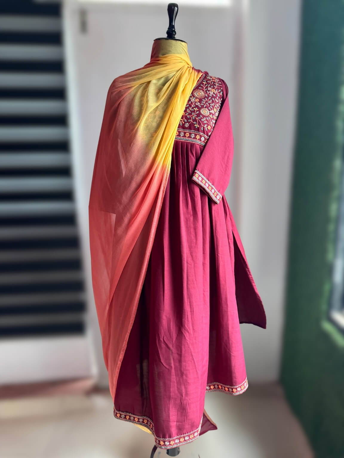 Regal Bloom – Mahogany Cotton 3-Piece Kurti Set