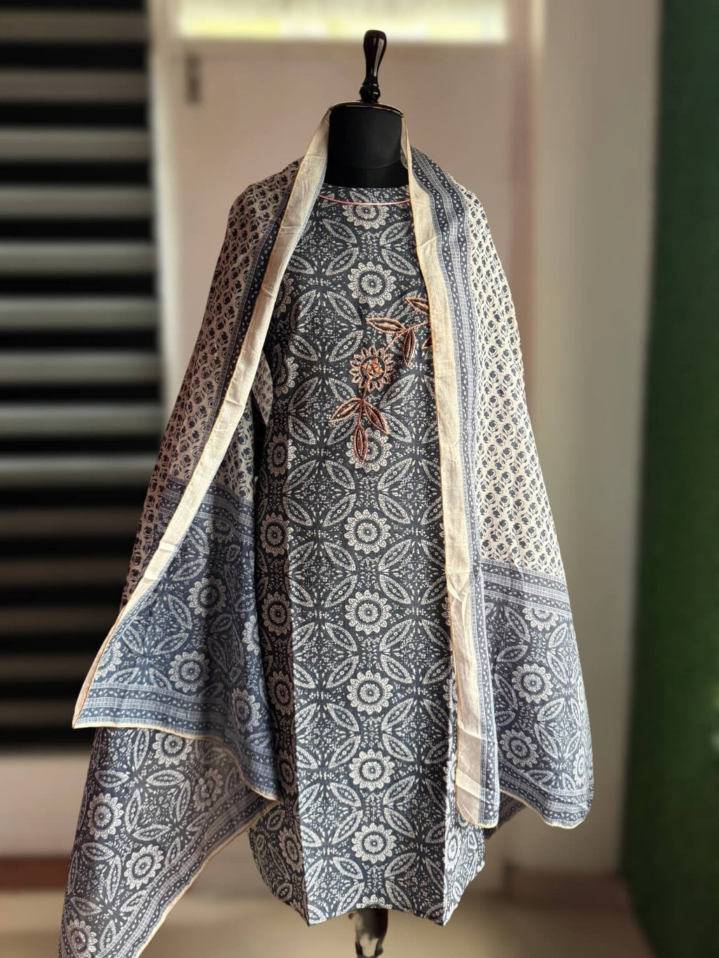 Summer Ease – Soft Cotton 3-Piece Kurti Set